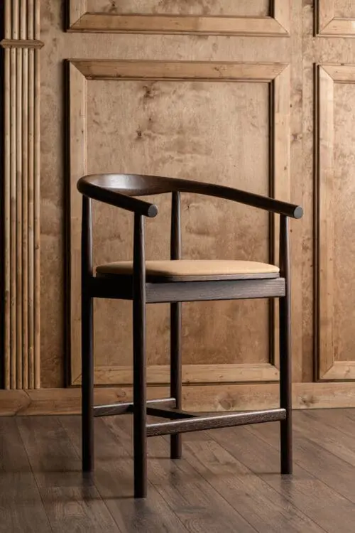Calm Bar Stool | Walnut | Beige PU Leather